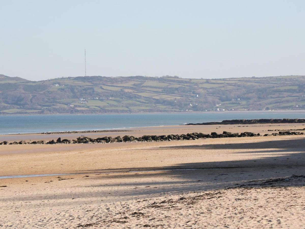 Villa Bay View à Benllech Extérieur photo
